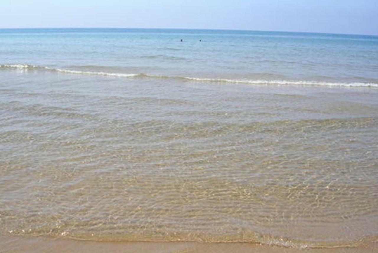 Oroblu. Villetta Singola A 50 Metri Dal Mare Marina di Ragusa Kültér fotó